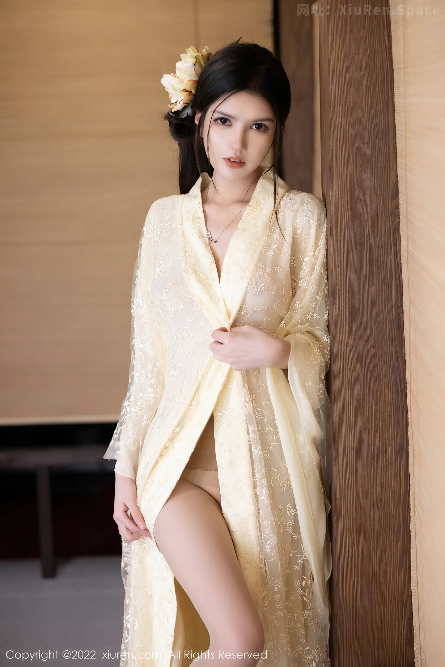 图片[3]-[XiuRen秀人网] VOL.5387 模特媛媛酱belle淡黄轻透古装服配超薄肉丝秀惹火身材诱惑写真60P-秀人网官方网站